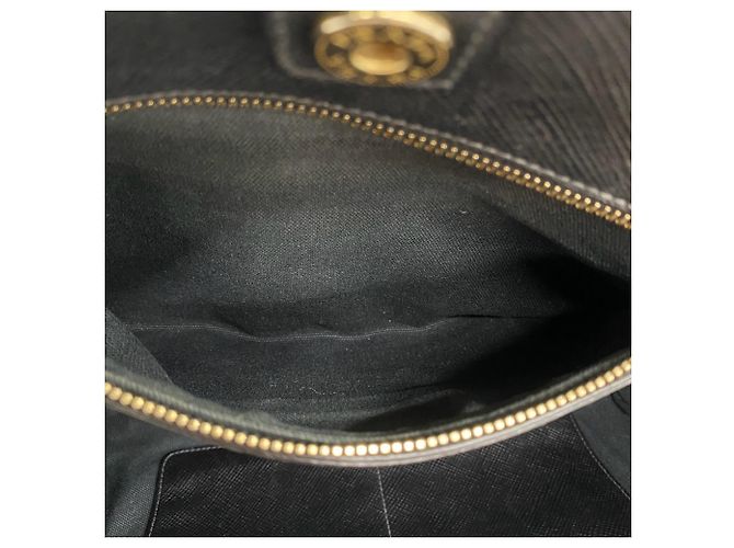 Prada Handtasche aus Saffiano-Leder und Canvas Schwarz - Ansicht 10