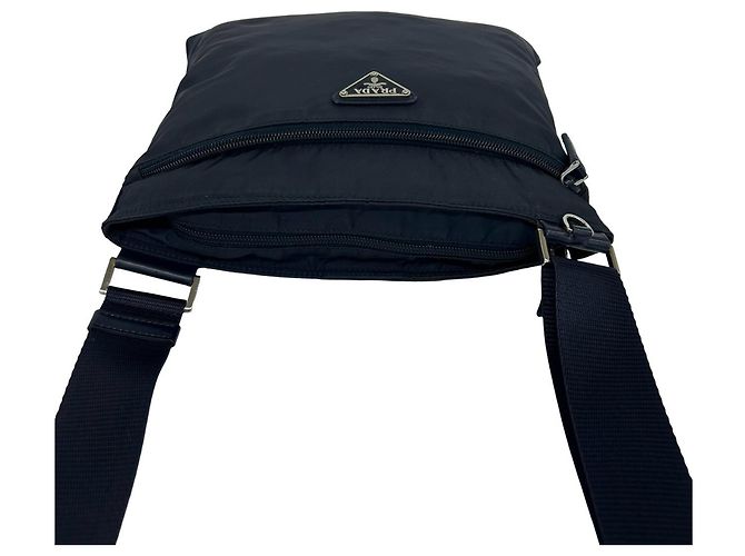 Prada Schultertasche aus Tessuto-Nylon in Navy Marineblau - Ansicht 4