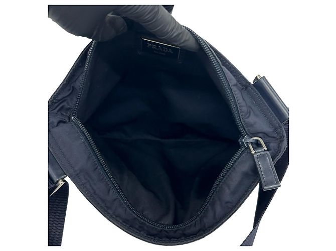 Prada Schultertasche aus Tessuto-Nylon in Navy Marineblau - Ansicht 9
