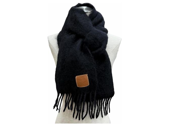 Stola Loewe in misto lana mohair nera Nero - vista 3