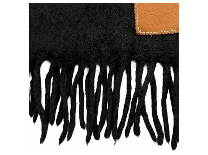 Stola Loewe in misto lana mohair nera Nero - vista 6