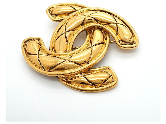 Broche Chanel banhada a ouro Dourado - vista 2