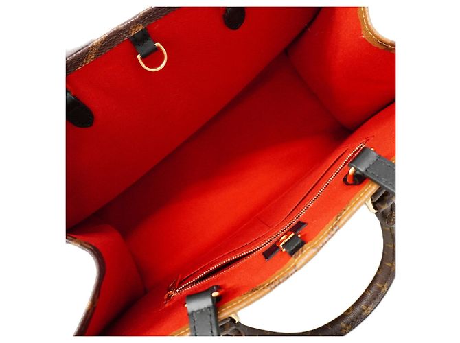 Sac cabas Louis Vuitton Monogram Giant Reverse OnTheGo MM Marron - vue 4