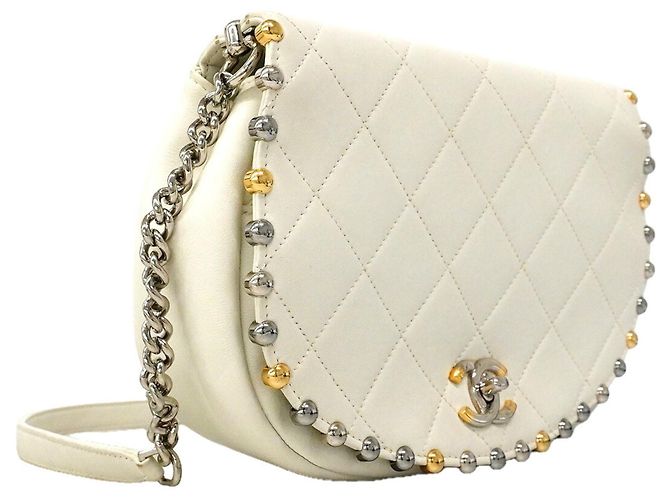 Bolsa de Ombro Chanel Matelassé Branco - vista 2
