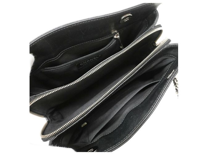 Borsa a tracolla con catena Chanel Mademoiselle Nero - vista 4