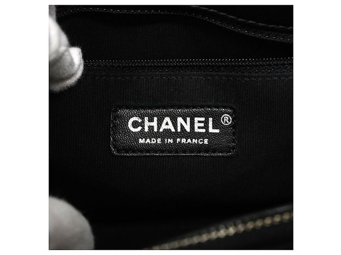 Borsa a tracolla con catena Chanel Mademoiselle Nero - vista 5