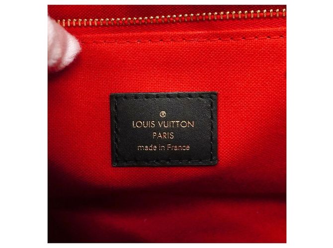 Sac à main Louis Vuitton Monogram Giant Reverse OnTheGo PM Marron - vue 5