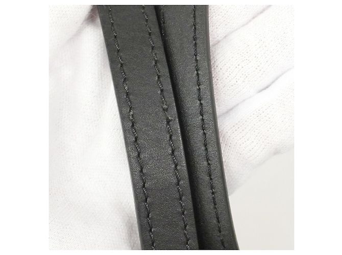 Saco Tote Louis Vuitton Monogram Empreinte OnTheGo GM Preto - vista 9