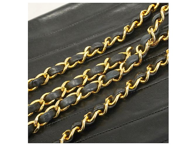 Borsa a tracolla con catena Chanel Mademoiselle Nero - vista 8