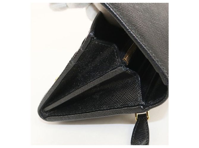 Portefeuille long Prada à rabat Noir - vue 7
