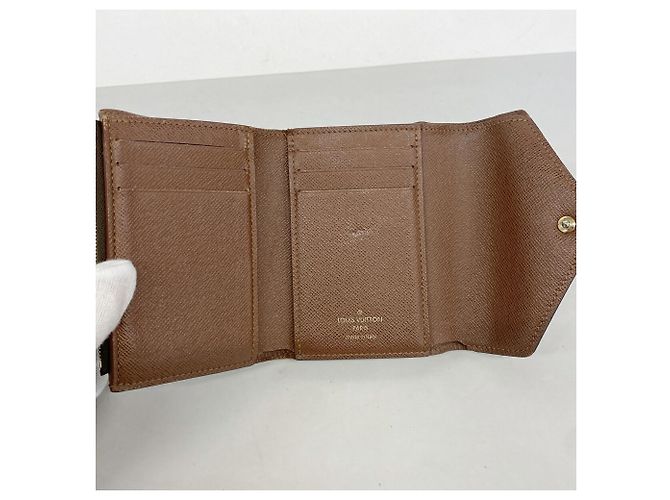 Cartera Louis Vuitton marrón de tres pliegues Castaño - vista 3
