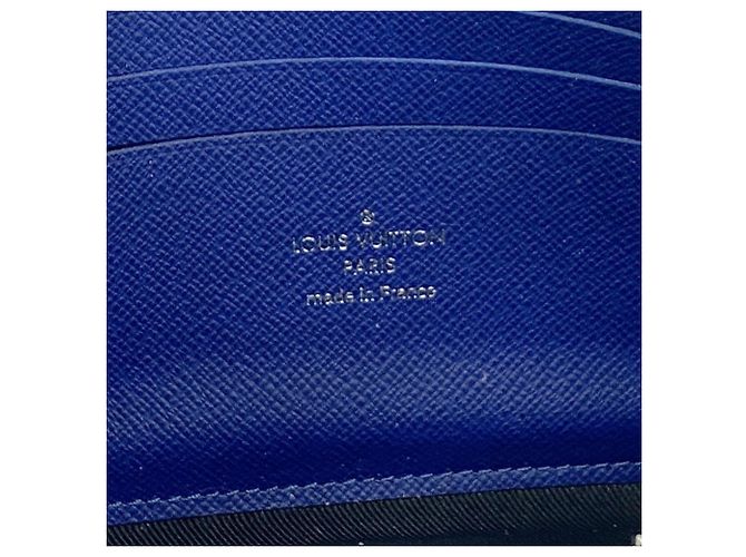 Louis Vuitton Taigarama Pochette Discovery PM Long Wallet Blue - view 4