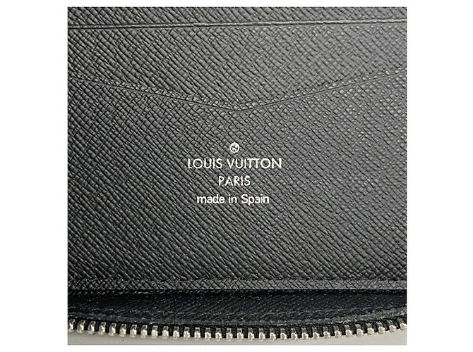 Cartera Louis Vuitton Epi Dandy Negro - vista 4