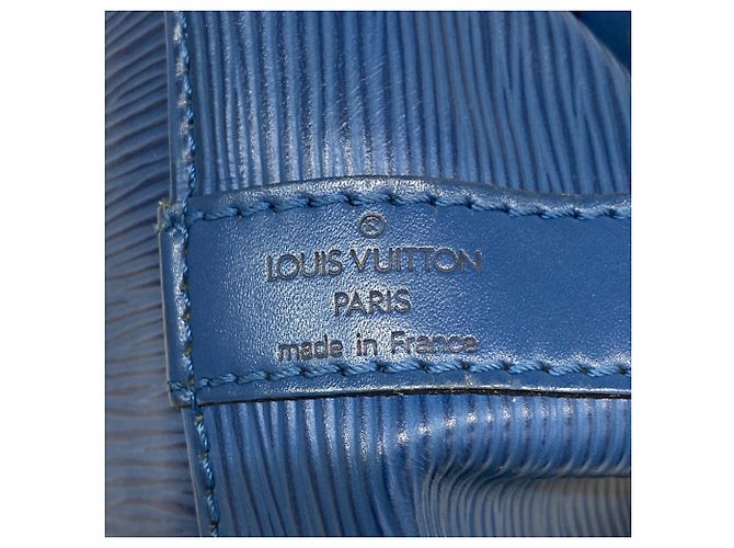 Noe Borsa a tracolla Louis Vuitton Epi Petit Noé Blu - vista 5