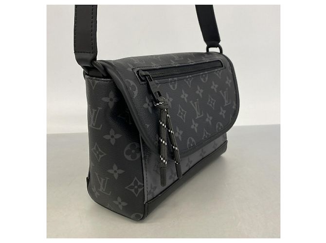 Bolso de hombro Louis Vuitton Monogram Eclipse Reverse Pulse Castaño Negro - vista 2