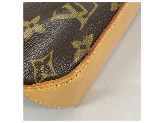 Sac à épaule Louis Vuitton Monogram Trotteur Marron - vue 6