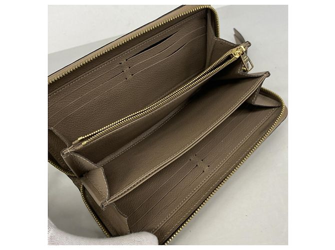 Portafoglio Zippy Louis Vuitton Monogram Empreinte Grigio - vista 3