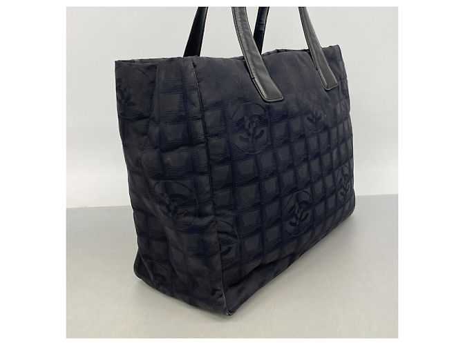 Chanel New Travel Nylon Tote Bag Schwarz - Ansicht 2