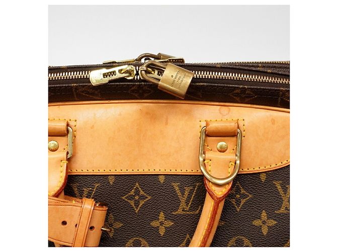 Bolsa Louis Vuitton Boston Monogram Alizé 24H Marrom - vista 9