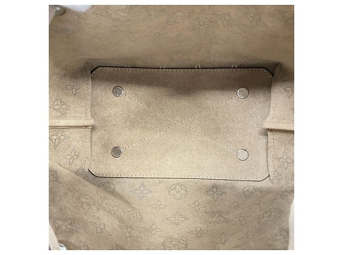 Louis Vuitton Mahina Bella Handtasche - Ansicht 4