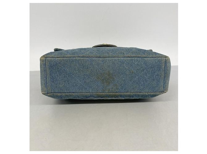 Bolso de hombro Chanel de denim azul - vista 3