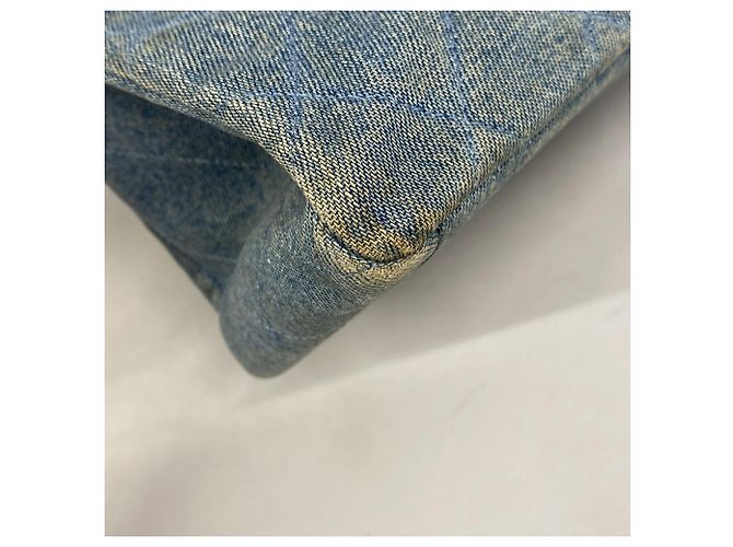 Bolso de hombro Chanel de denim azul - vista 6