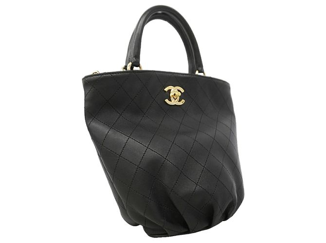 Bolso de hombro con cadena Chanel Matelassé Negro - vista 2