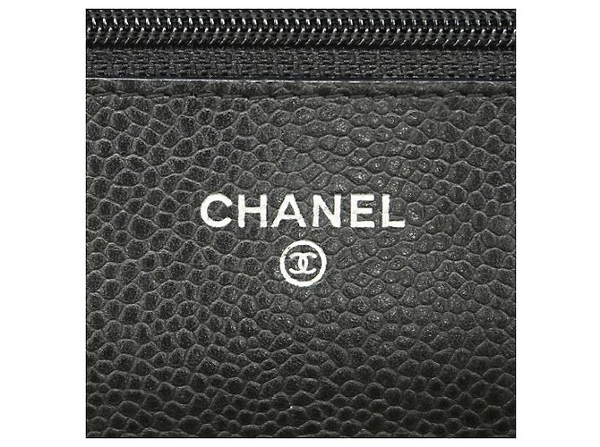 Portafoglio/Borsa a tracolla Chanel in pelle caviar matelassé Nero - vista 5