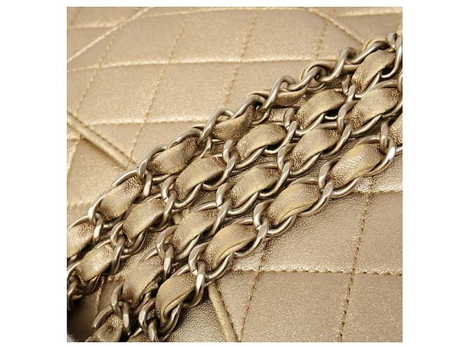 Borsa a tracolla Chanel Matelassé in Champagne Gold D'oro - vista 10
