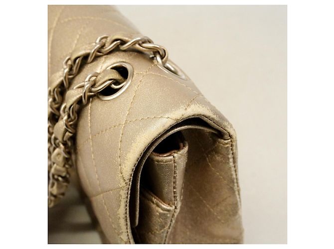 Borsa a tracolla Chanel Matelassé in Champagne Gold D'oro - vista 6