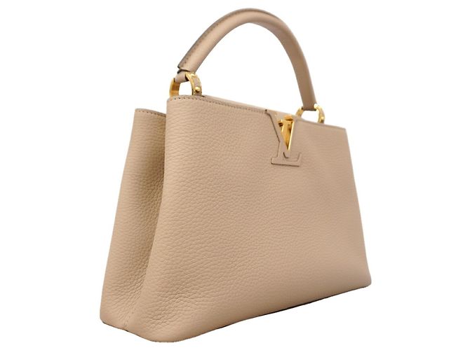 Borsa Louis Vuitton Capucines MM - vista 2
