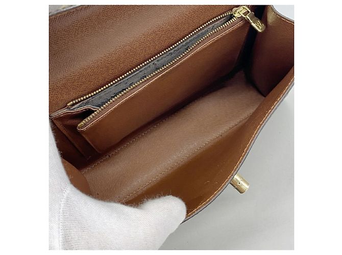 Louis Vuitton Monogram Malesherbes Handtasche Braun - Ansicht 4