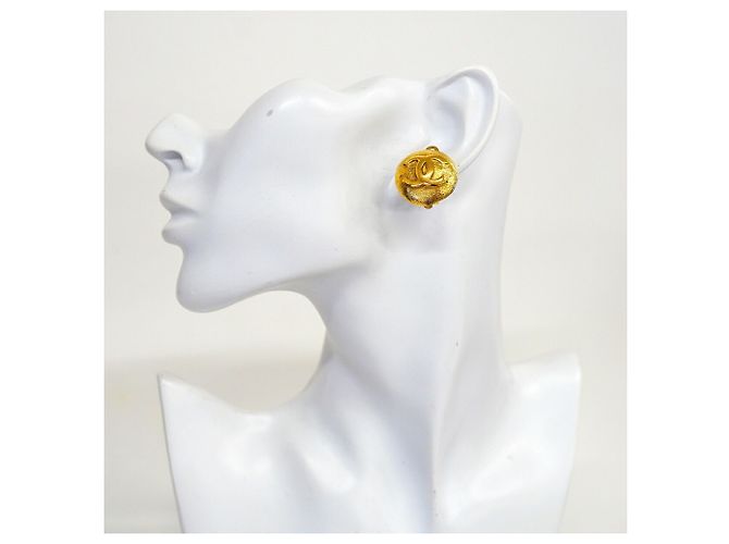 Pendientes de clip Chanel chapados en oro Dorado - vista 5