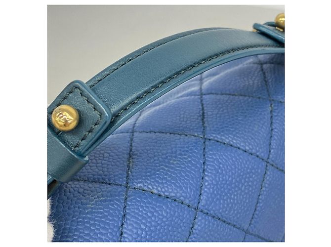 Timeless Bolsa de Ombro Chanel Matelassé com Corrente Azul - vista 9