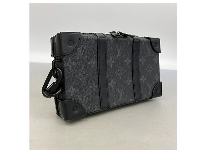 Louis Vuitton Monogram Eclipse Soft Trunk Wallet Shoulder Bag Noir - vue 2