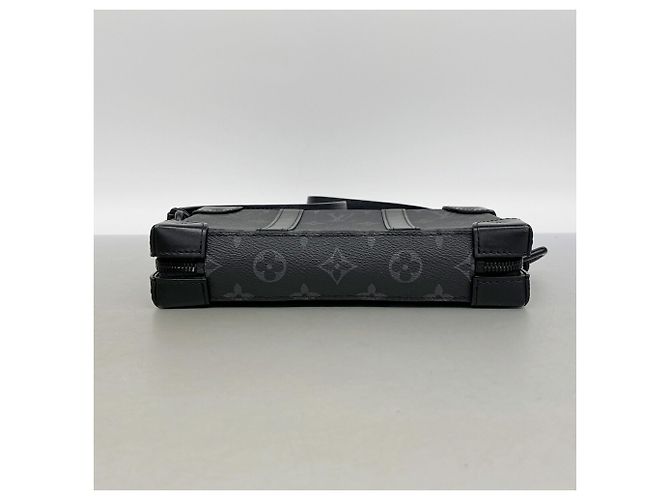 Louis Vuitton Monogram Eclipse Soft Trunk Wallet Shoulder Bag Noir - vue 3