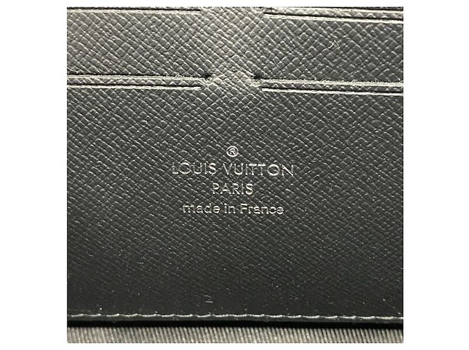 Louis Vuitton Monogram Eclipse Soft Trunk Wallet Shoulder Bag Noir - vue 5