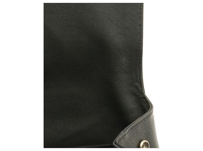Mochila Louis Vuitton Taiga Cassia Gris - vista 8