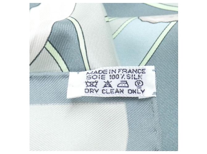 Hermès Foulard di seta Hermes AU GRE DU VENT Blu - vista 4