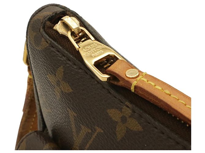 Bolsa de Ombro Louis Vuitton Monogram Mabillon Marrom - vista 7