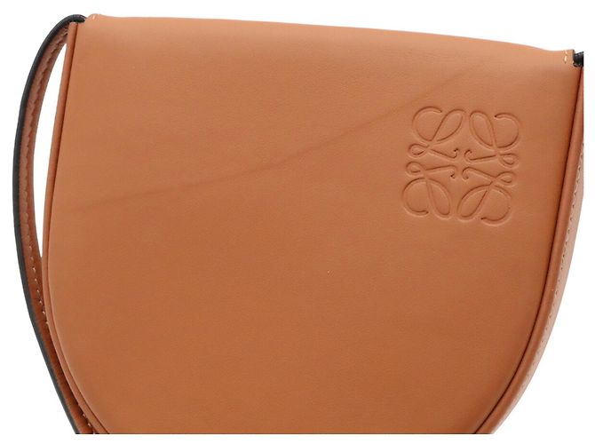 Bolsa de Ombro Loewe Anagram Heel Pouch Small Marrom - vista 6