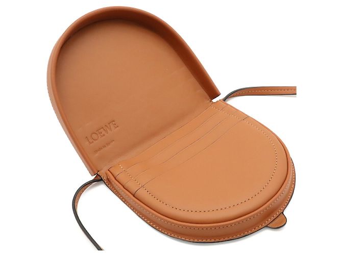 Bolsa de Ombro Loewe Anagram Heel Pouch Small Marrom - vista 8