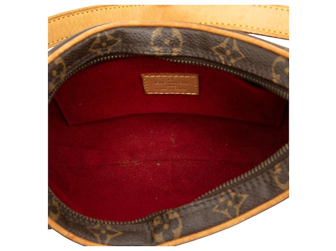 Louis Vuitton Brown Monogram Croissant PM Braun - Ansicht 4