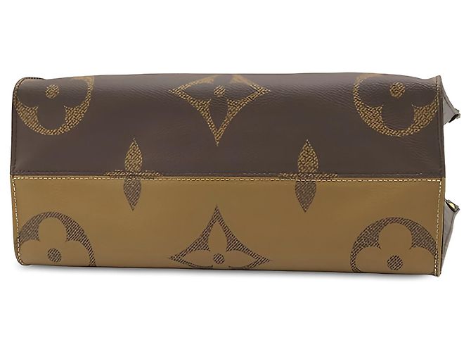 Louis Vuitton Brown Monogram Reverse Giant OnTheGo MM Castaño - vista 3