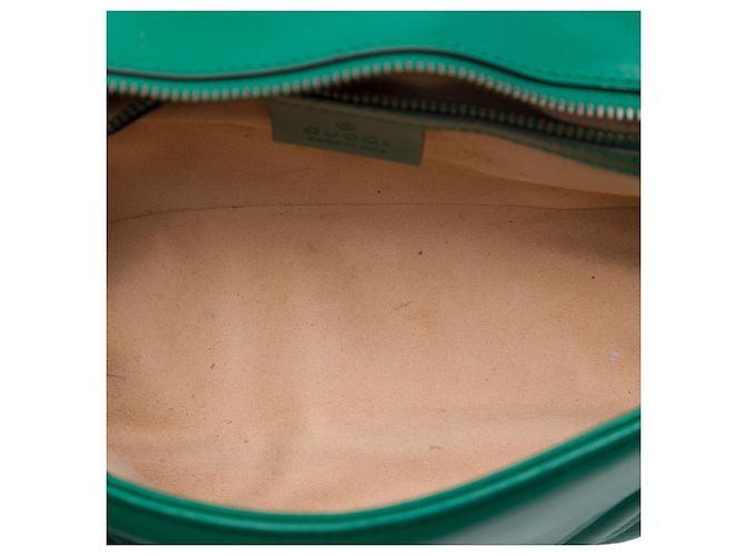 Borsa a tracolla Gucci Green Medium GG Marmont Matelassé in pelle Verde - vista 4