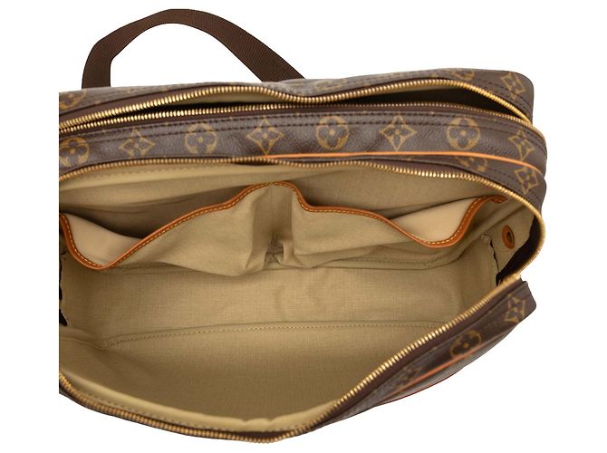 Louis Vuitton Brown Monogram Reporter GM Marrom - vista 4