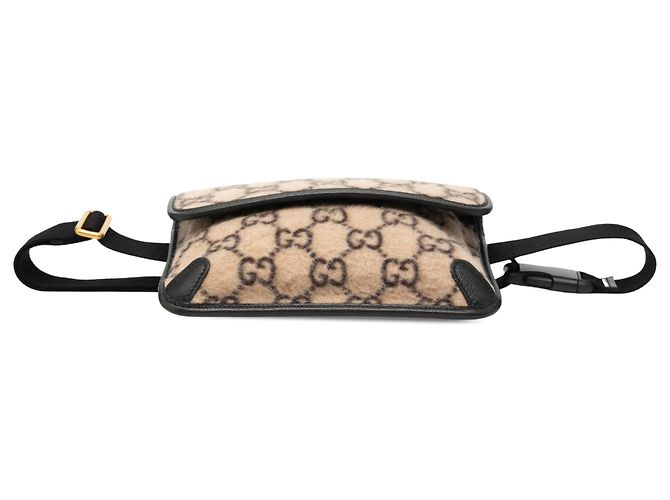 Gucci Slim Gürteltasche aus beiger GG-Wolle - Ansicht 3
