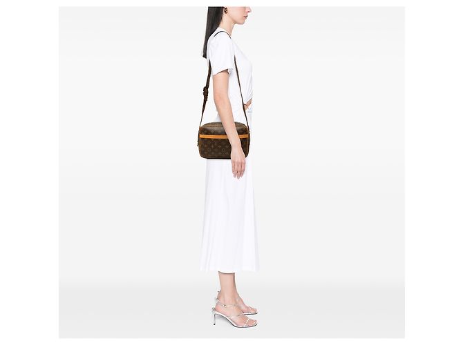 Louis Vuitton Brown Monogram Reporter PM - view 6