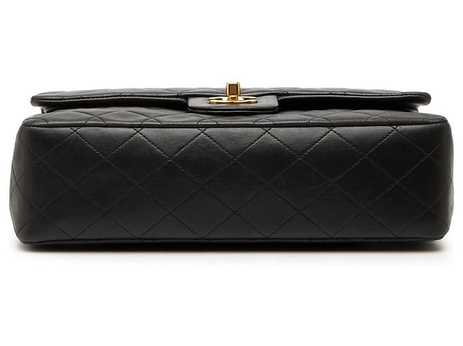 Chanel Black Medium Classic Lambskin Double Flap Noir - vue 3
