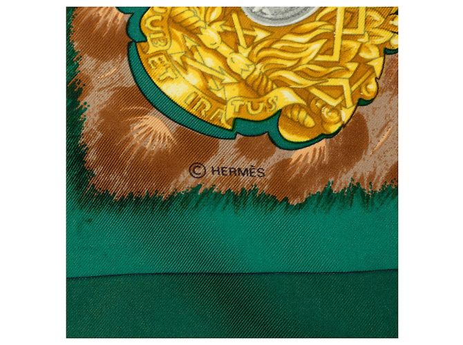 Foulard di seta Hermès Green Casques et Plumets 90 Verde - vista 6